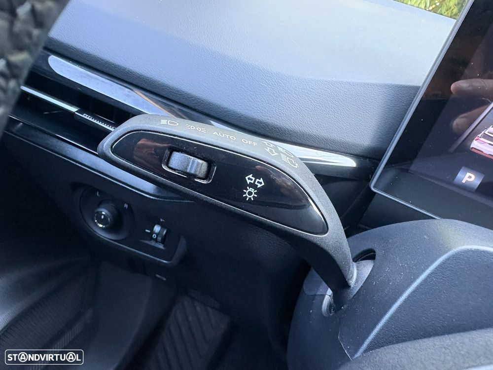 MG MG4 64 kWh Comfort - 13