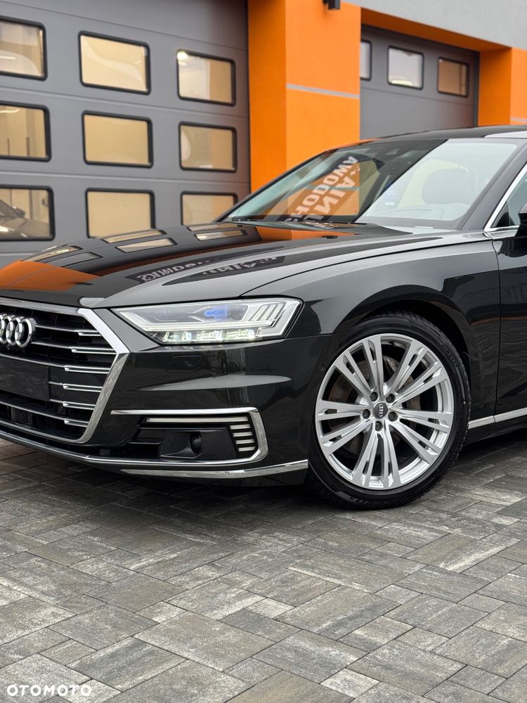 Audi A8 - 2
