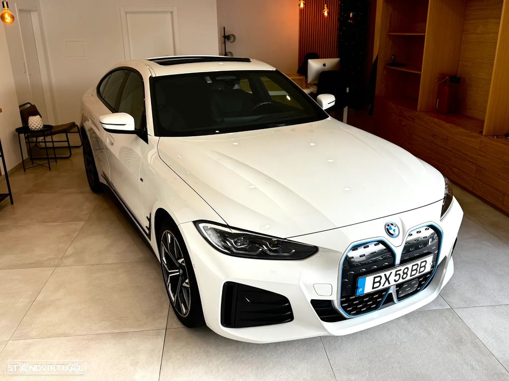 BMW i4 eDrive40 Pack Desportivo M - 27