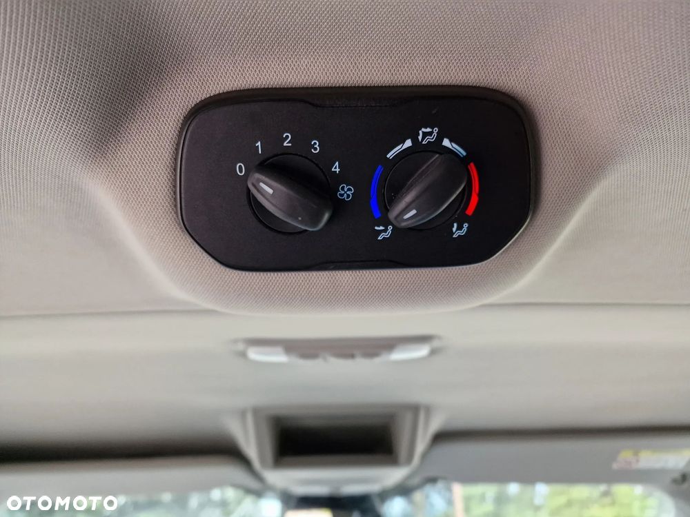 Ford Tourneo Custom 2.0 TDCi L2 Sport - 27