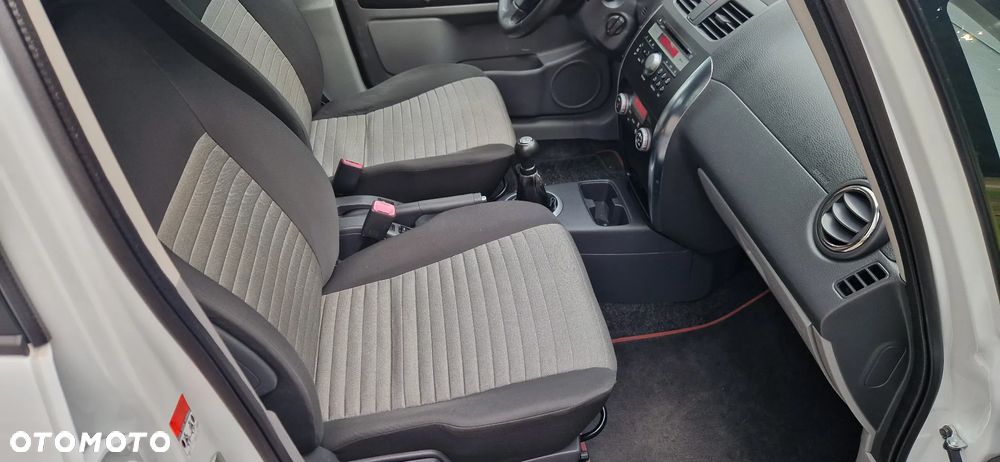 Suzuki SX4 1.6 VVT 4x4 Limited - 29
