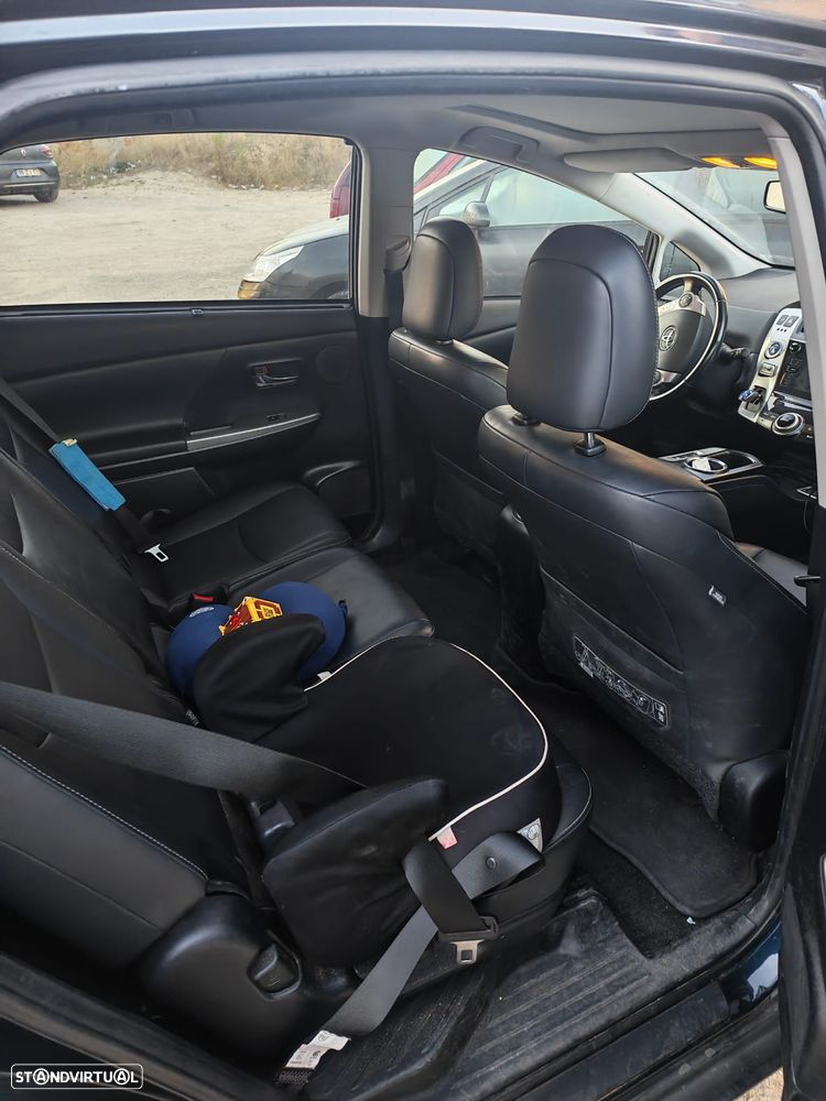 Toyota Prius+ - 10