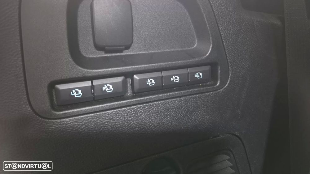 Ford S-Max 1.5 Eco Boost Start-Stopp TITANIUM - 37