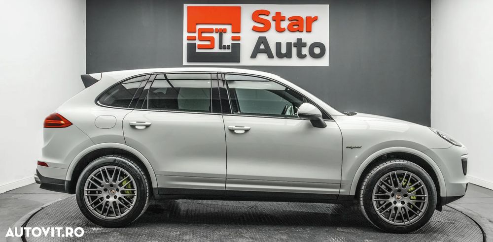 Porsche Cayenne - 11