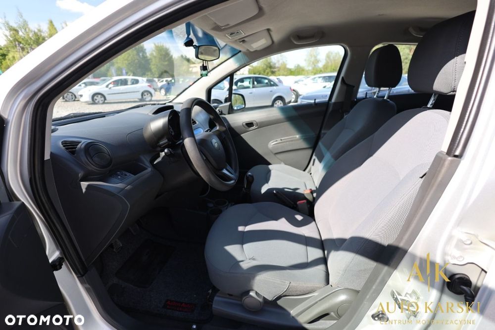 Chevrolet Spark - 33