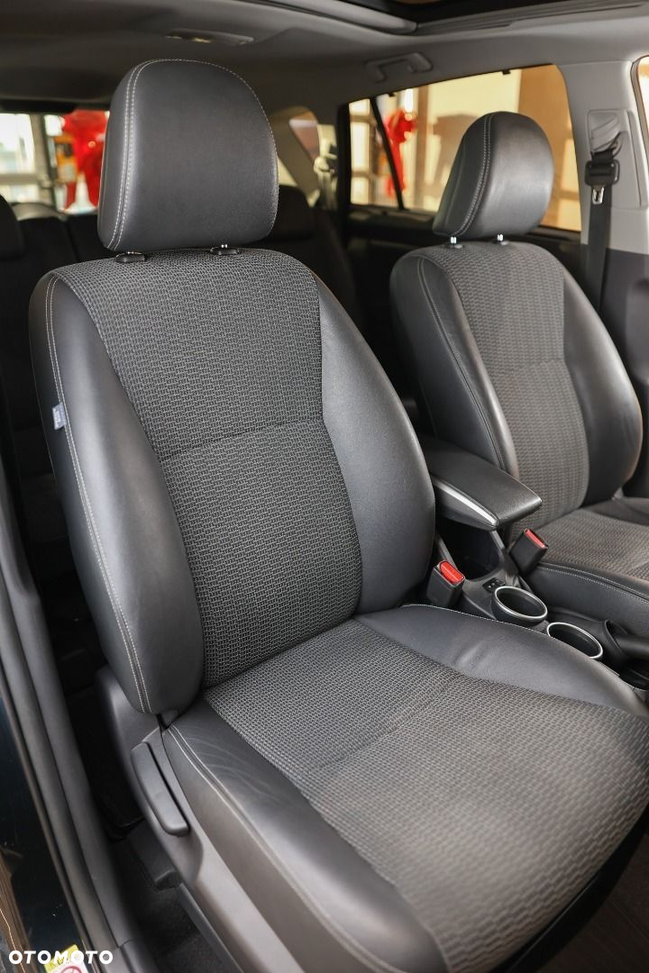 Toyota Verso - 29