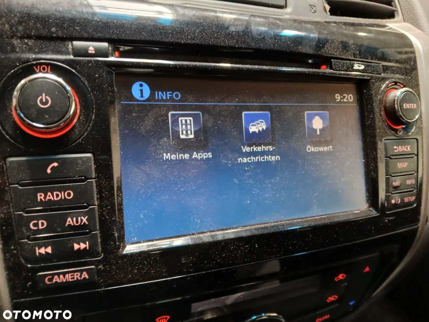Nissan Navara DC 4x4 Autm N-Connecta - 17