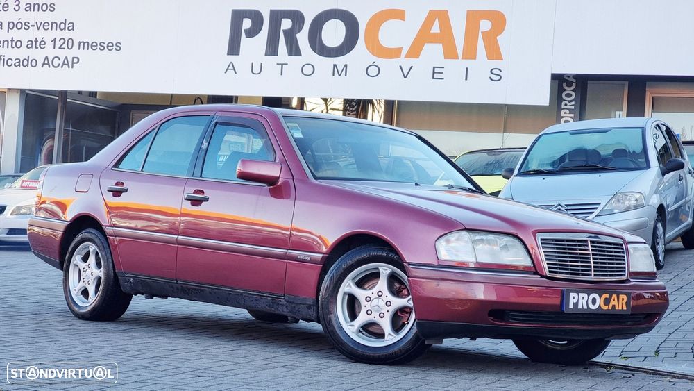 Mercedes-Benz C 250 D Elegance - 22