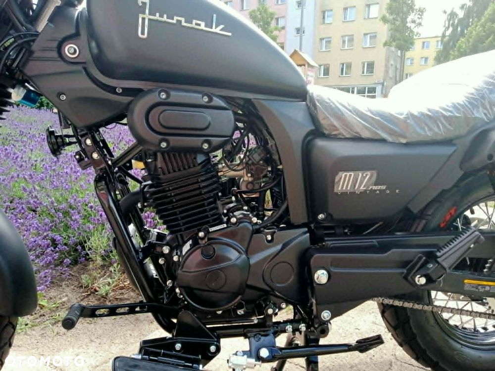 Junak M12 - 6