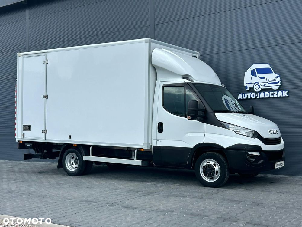Iveco Daily 35C14 Kontener 8 palet + winda 800kg + drzwi boczne **KLIMA**Serwis**Sprowadzony**2019R** - 2