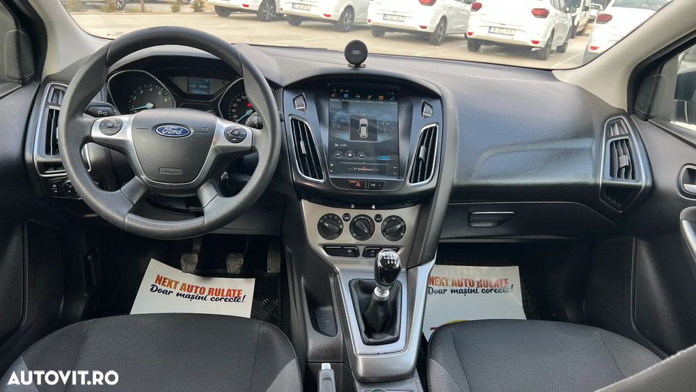 Ford Focus 1.0 EcoBoost Start Stop Titanium - 9