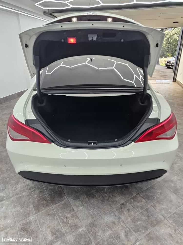 Mercedes-Benz CLA 180 d Urban - 50
