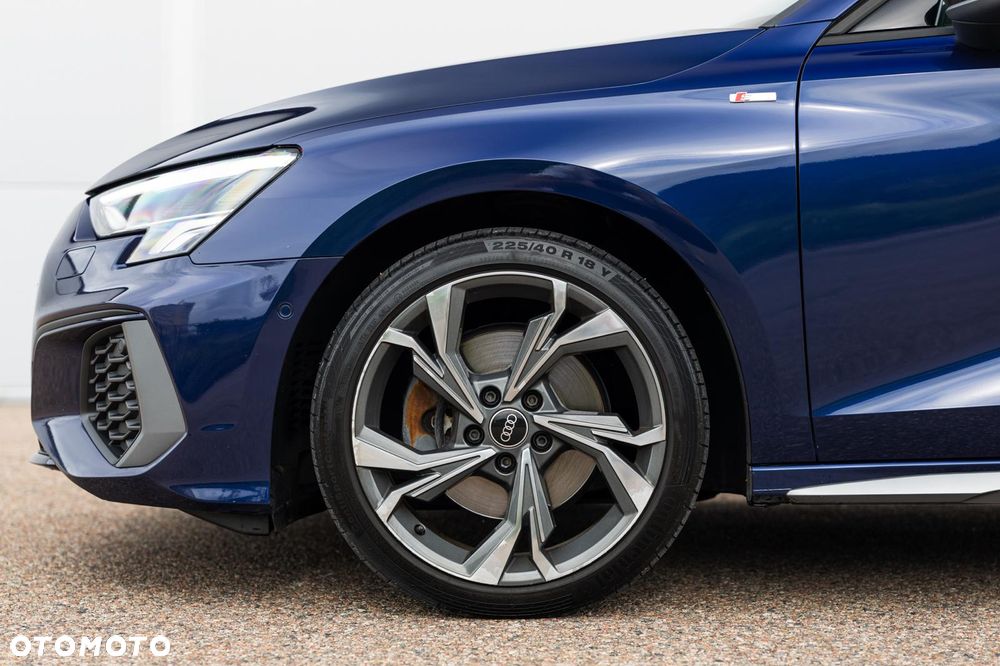 Audi A3 Sportback 40 TDI quattro S tronic S line - 9