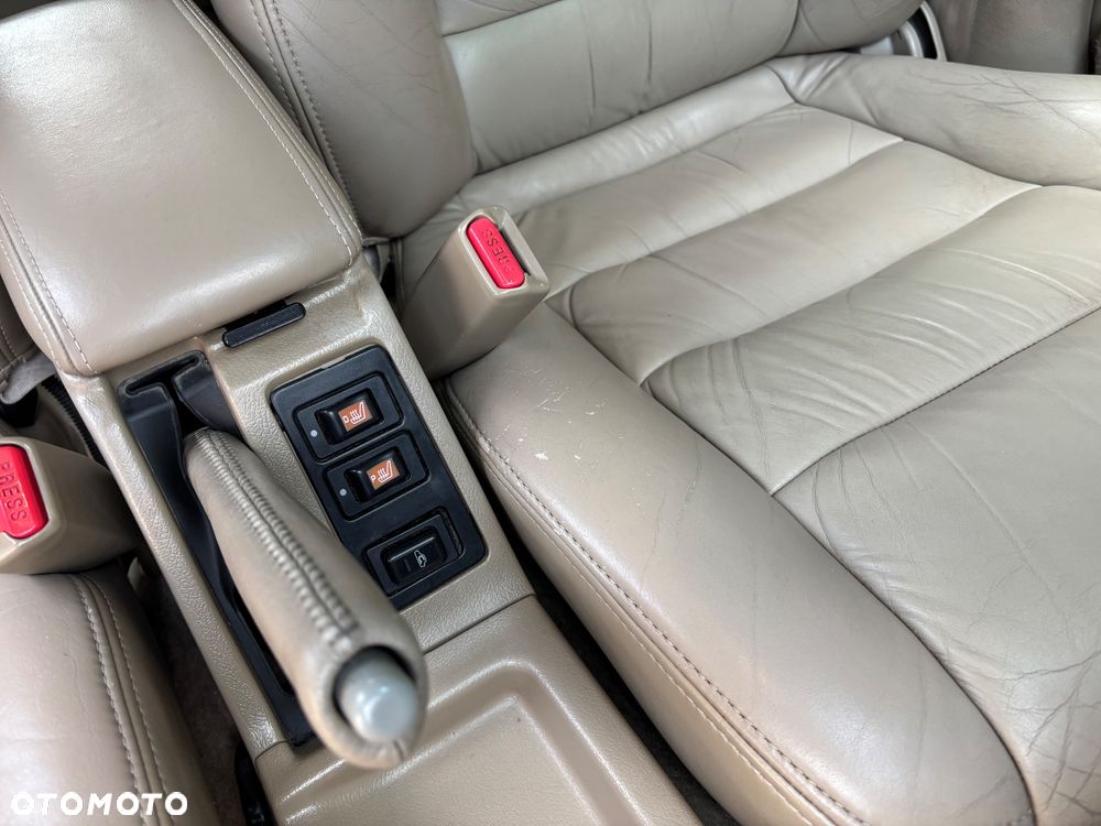 Subaru Legacy - 14