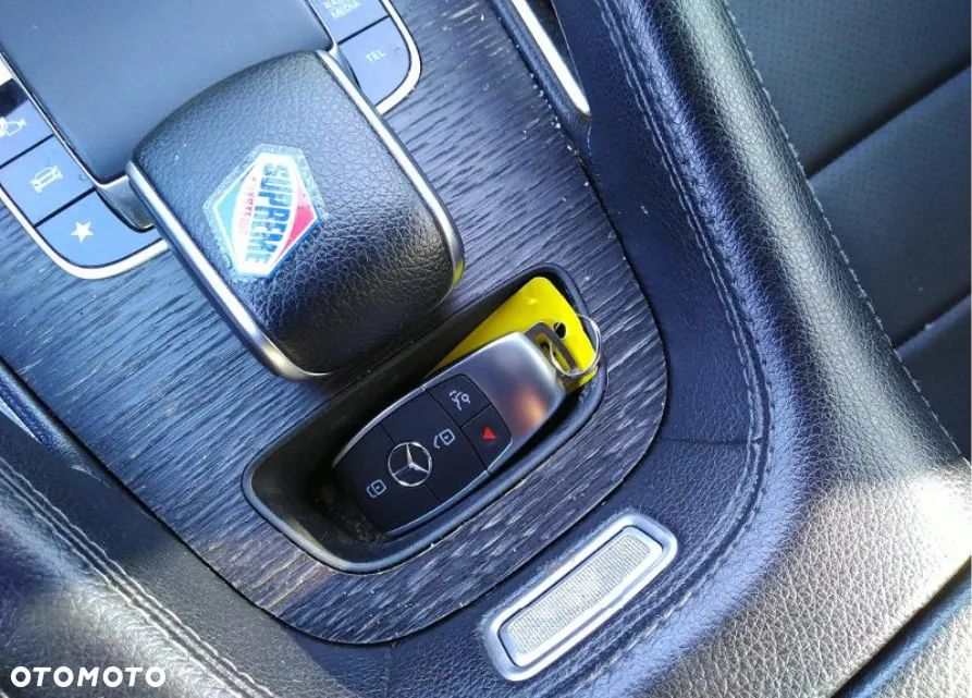 Mercedes-Benz GLE - 12