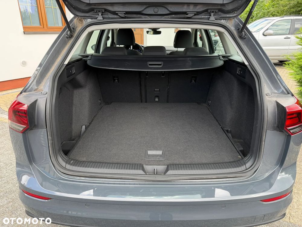 Volkswagen Golf 2.0 TDI SCR DSG Life - 13