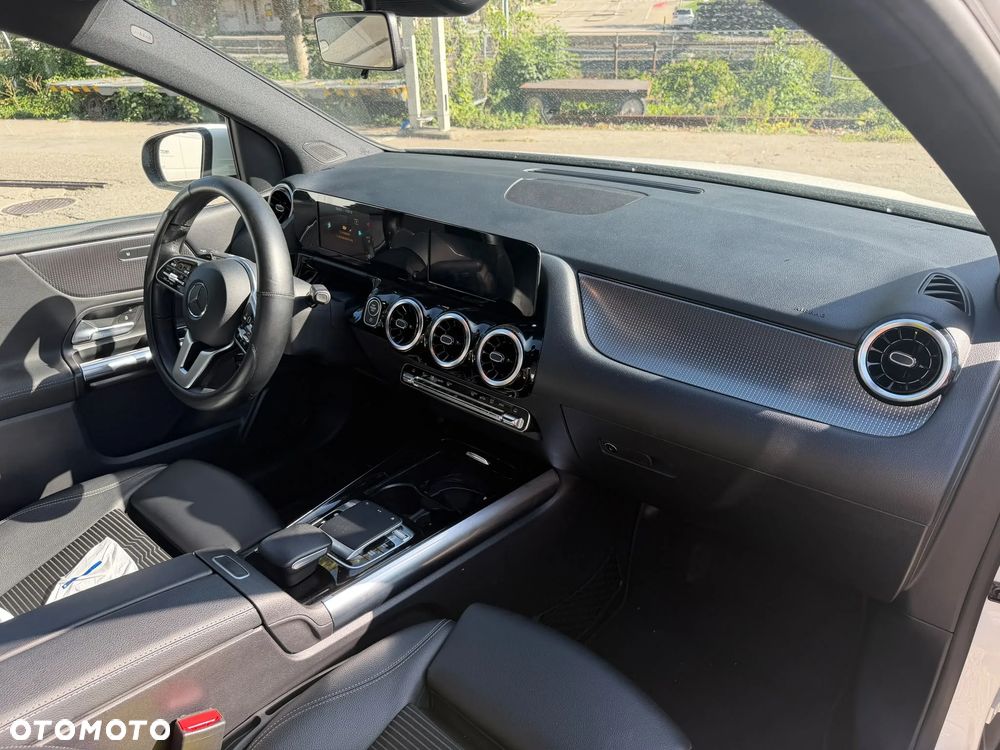 Mercedes-Benz Klasa B 200 d 8G-DCT - 9