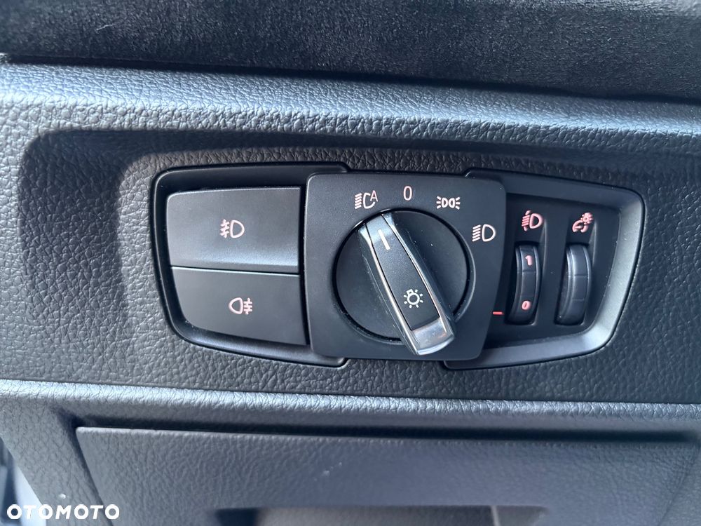 BMW Seria 1 116d EfficientDynamics Edition - 19