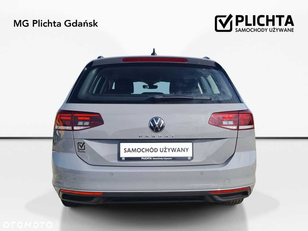 Volkswagen Passat - 7