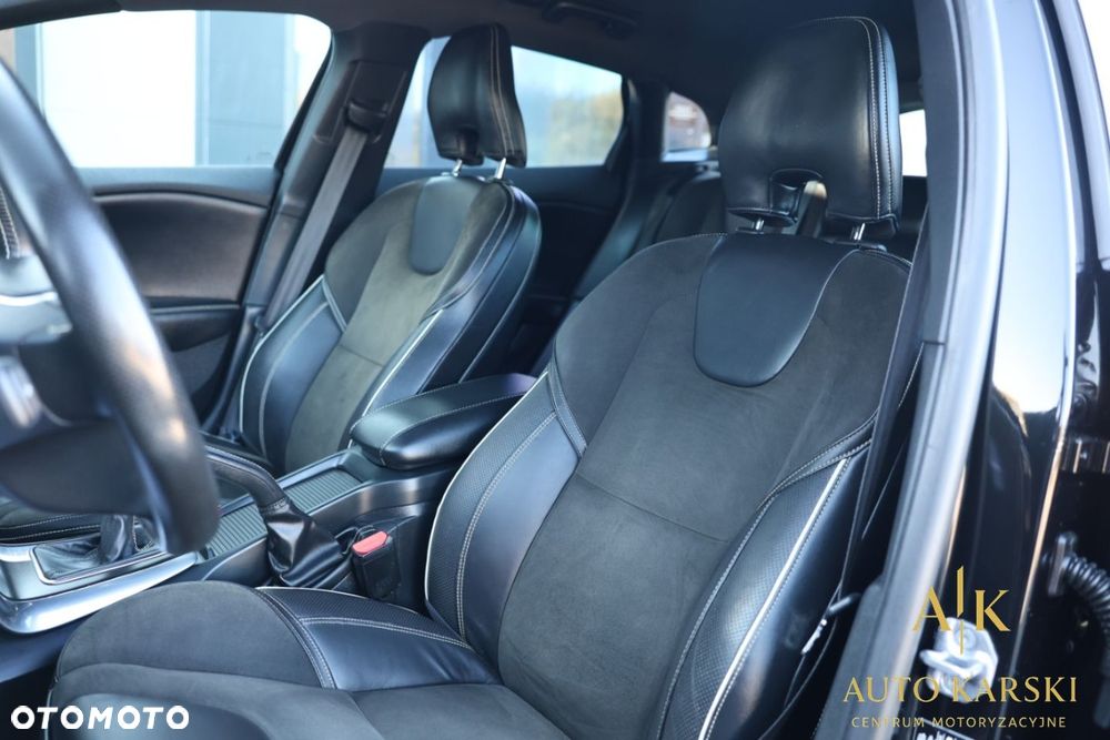 Volvo V40 - 8
