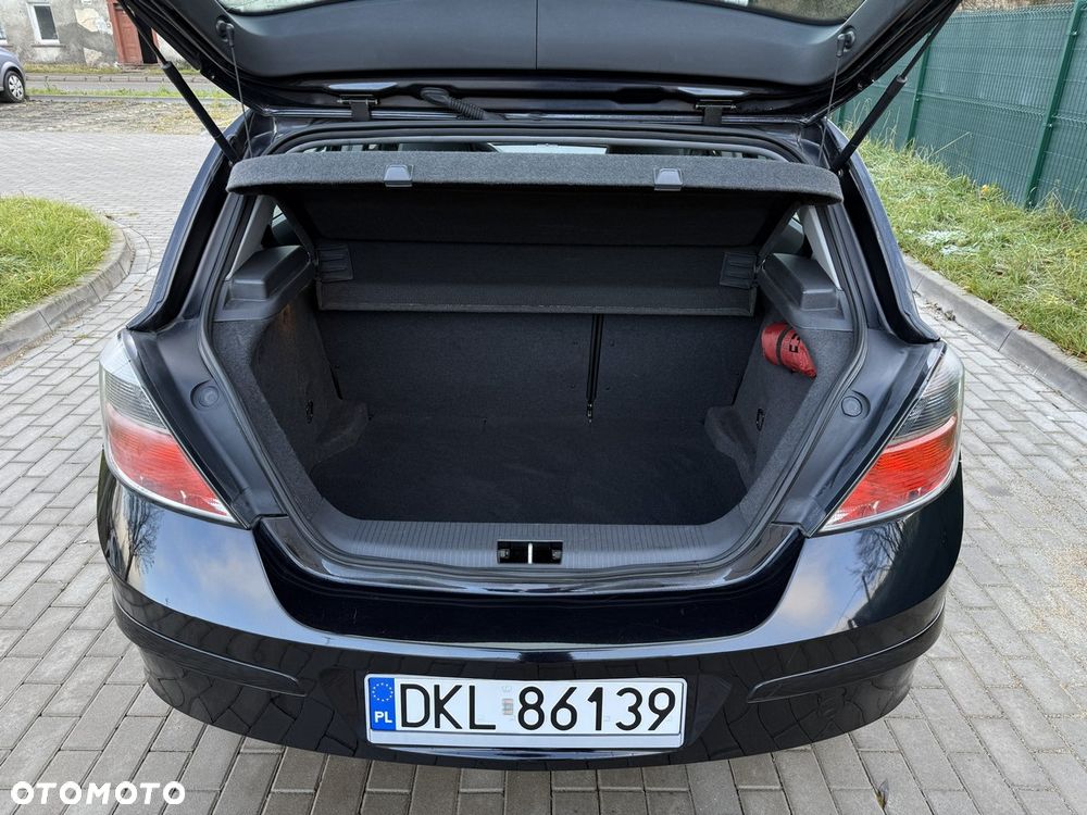 Opel Astra 1.8 Innovation - 35