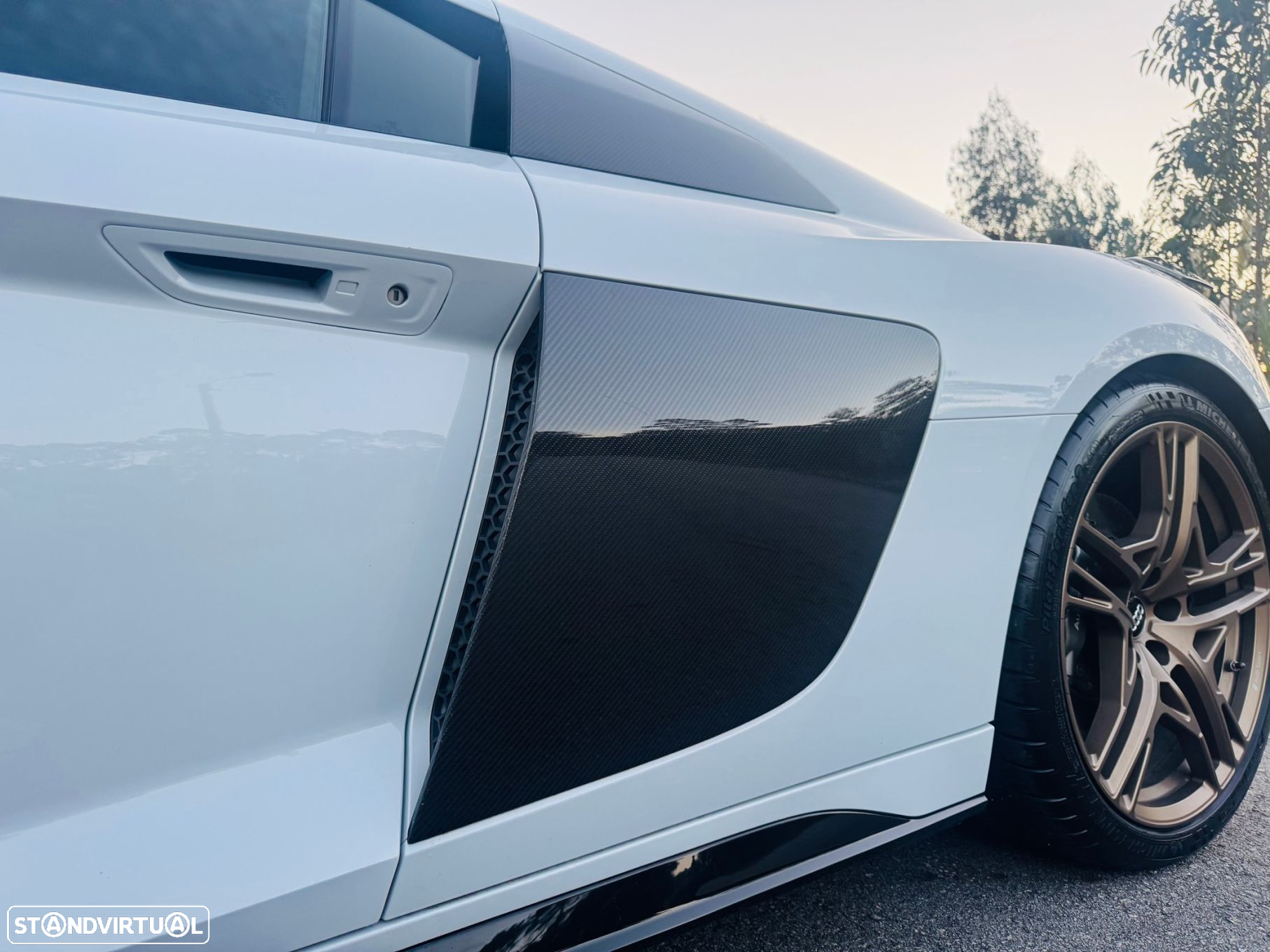 Audi R8 Coupé - 4