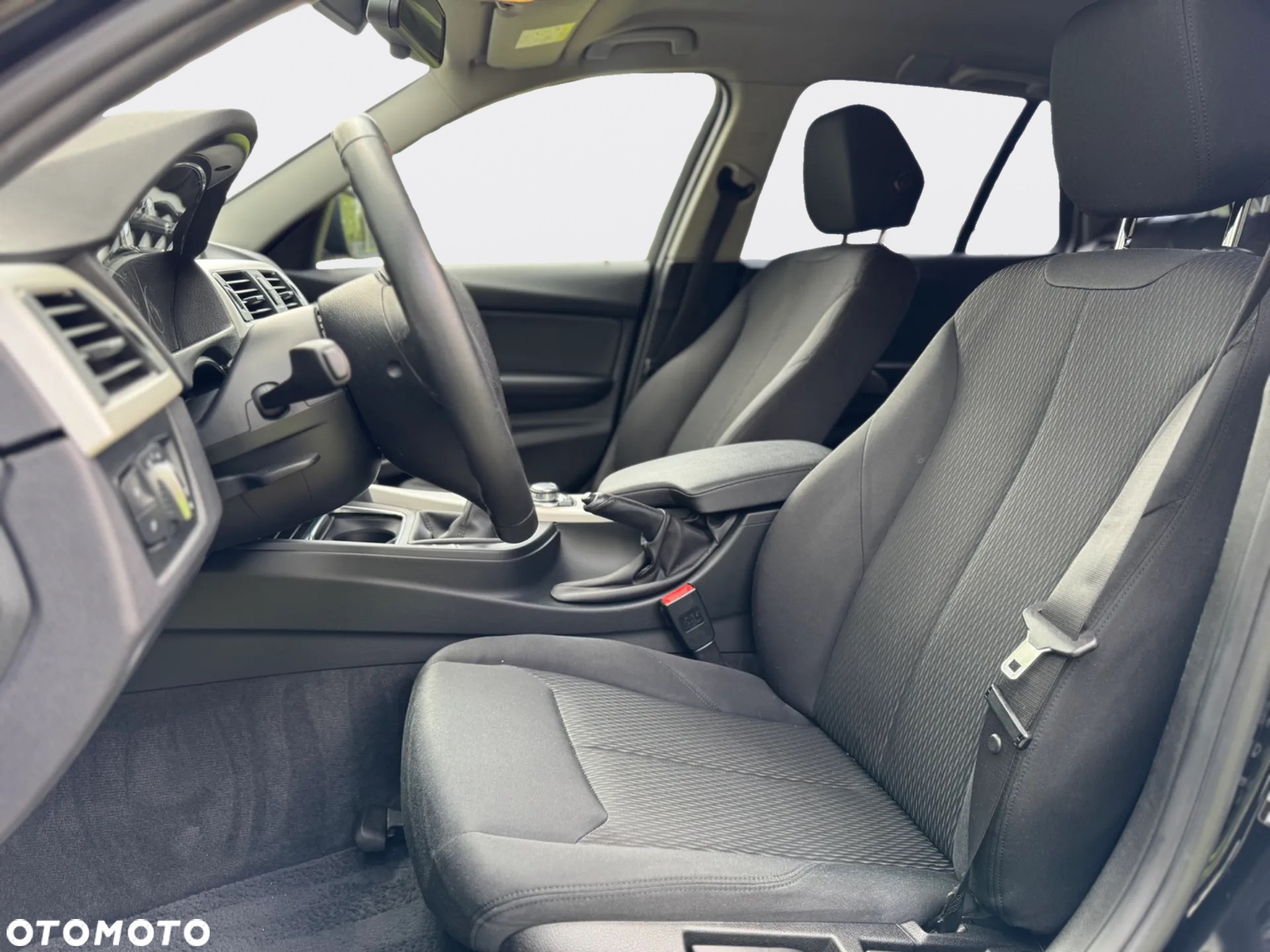 BMW Seria 3 320d - 17