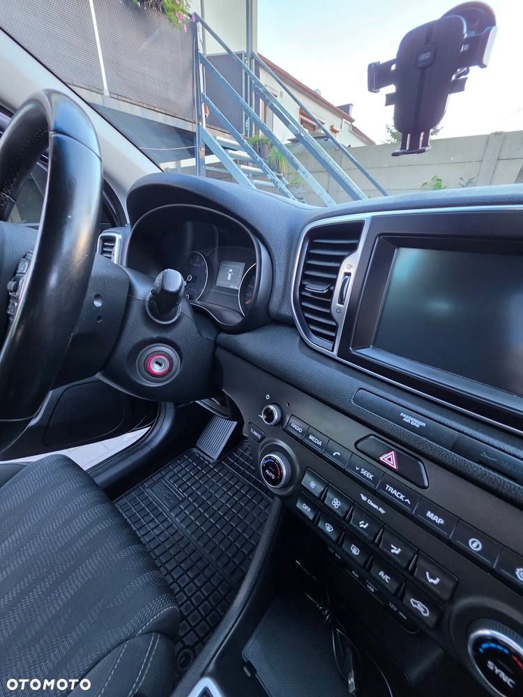 Kia Sportage 1.6 GDI M 2WD - 22