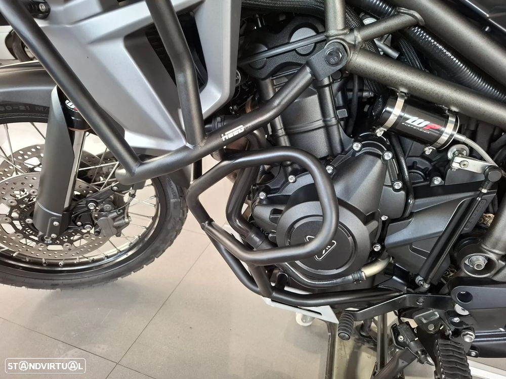 Triumph Tiger 800 XCx - 7