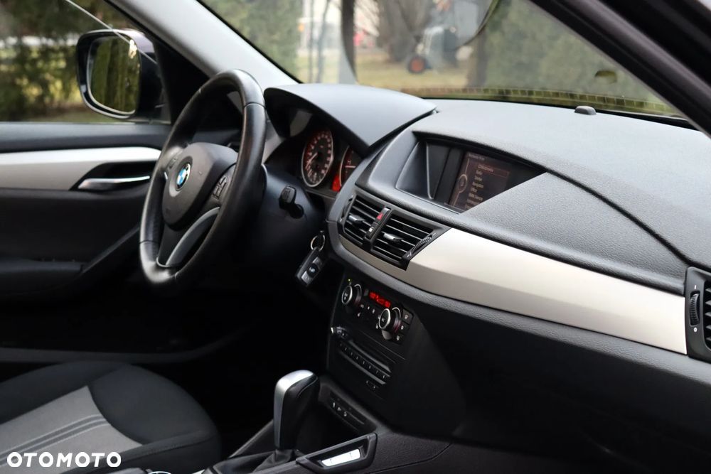 BMW X1 xDrive20d - 23