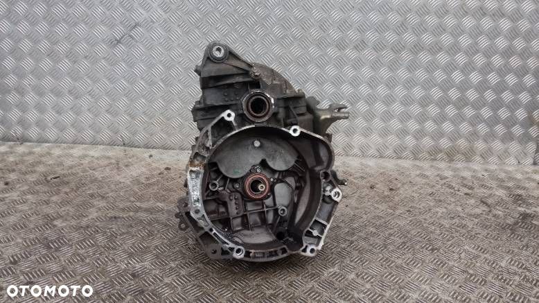 SKRZYNIA BIEGÓW MANUAL OPEL CORSA D - 1