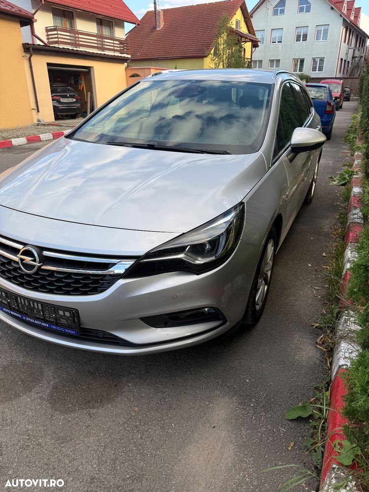 Opel Astra 1.6 BiTrb D (CDTI) Start/Stop Sports Tourer Business - 2