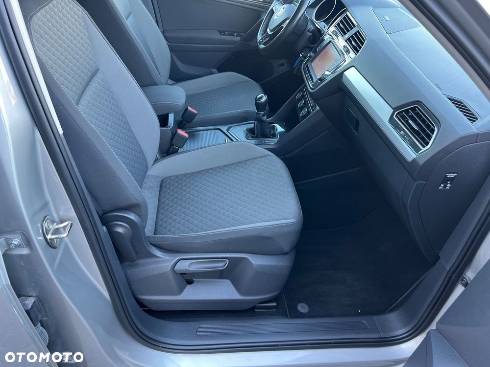 Volkswagen Tiguan 2.0 TDI BMT SCR Tour - 29