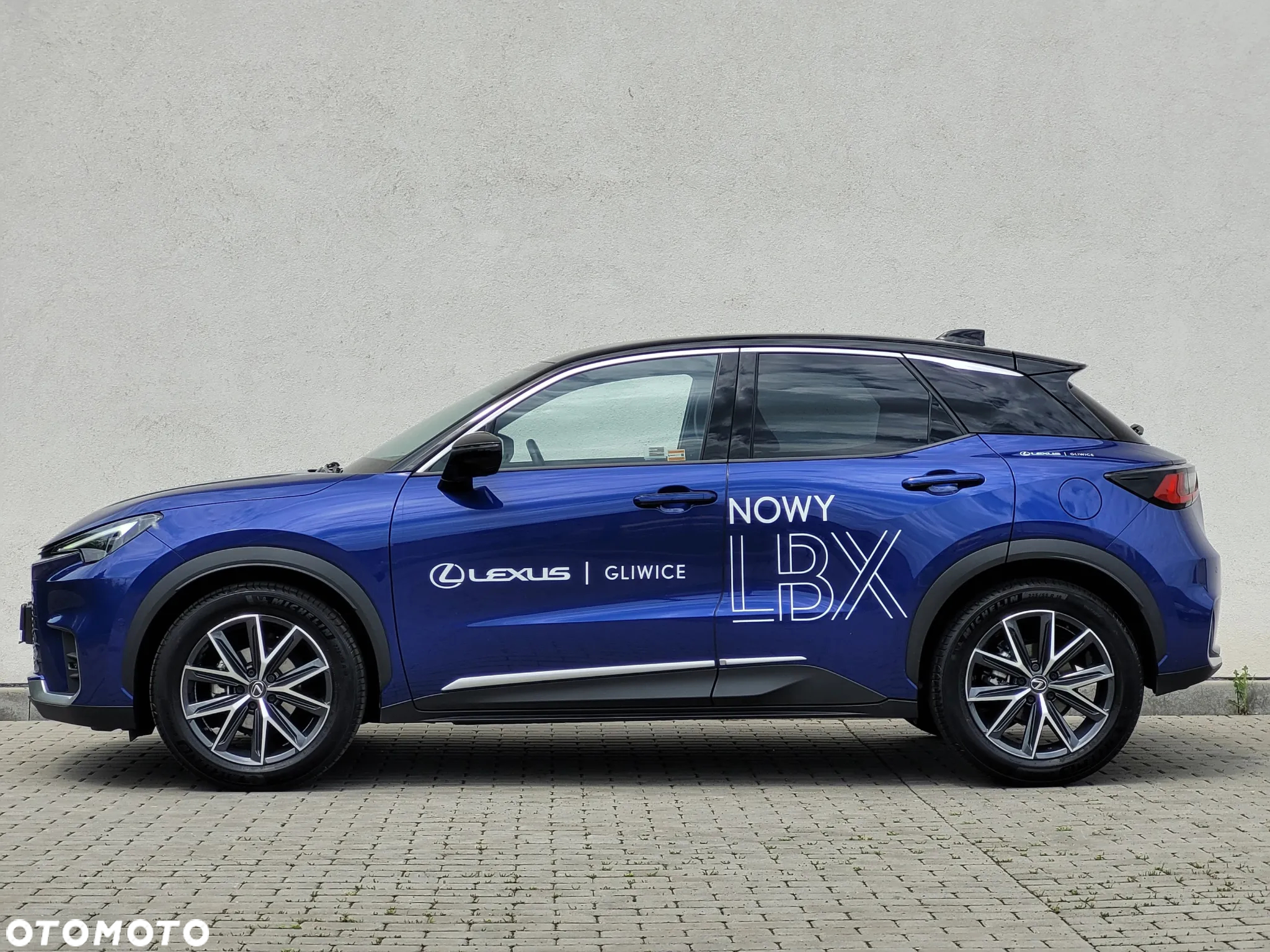 Lexus LBX 1.5 Hybrid Cool - 8