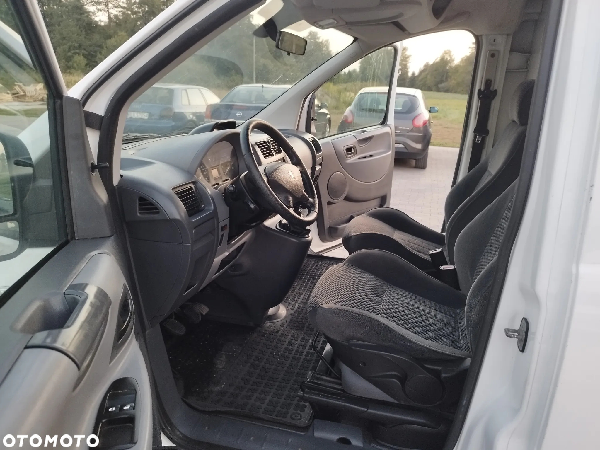 Peugeot Expert - 23