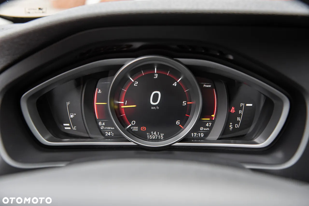 Volvo V40 D2 Drive-E SCR Momentum - 20