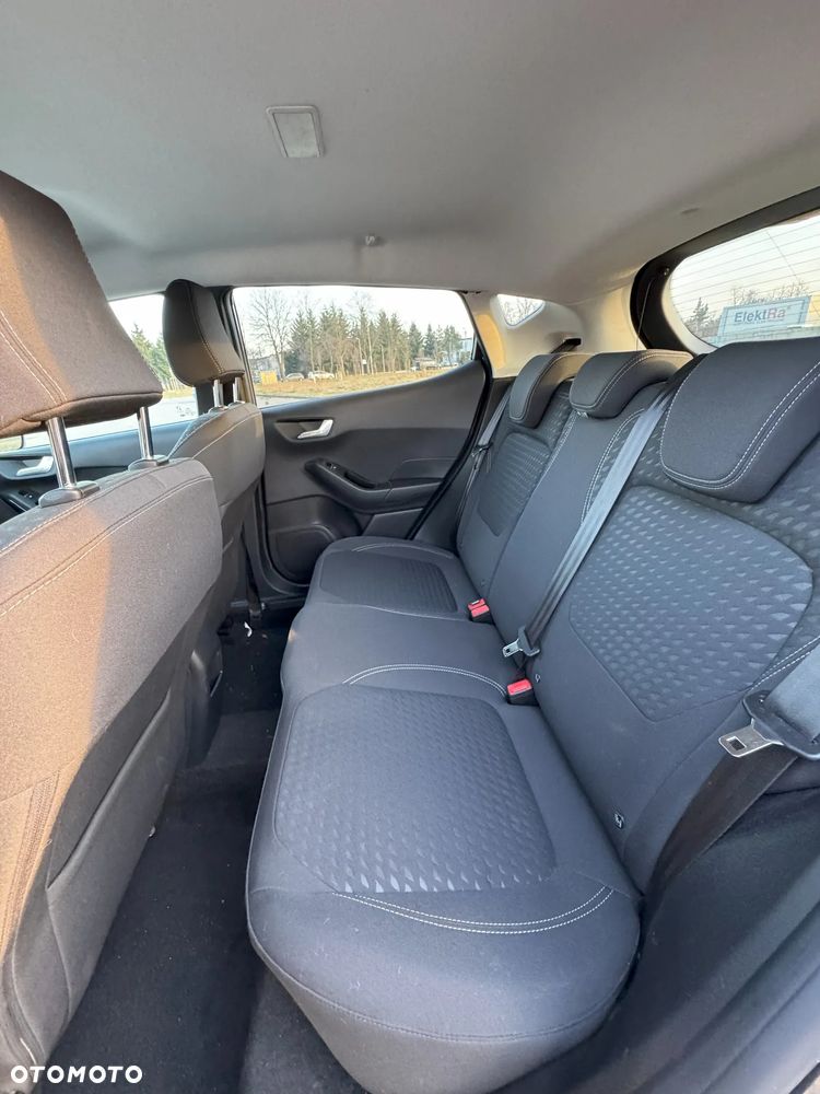 Ford Fiesta - 17