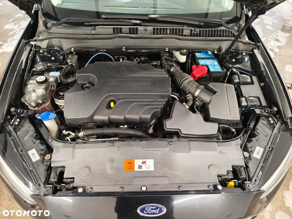 Ford Mondeo - 36