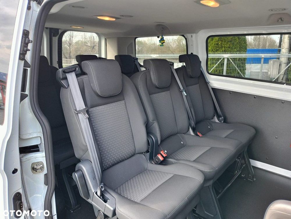 Ford Transit Custom - 11