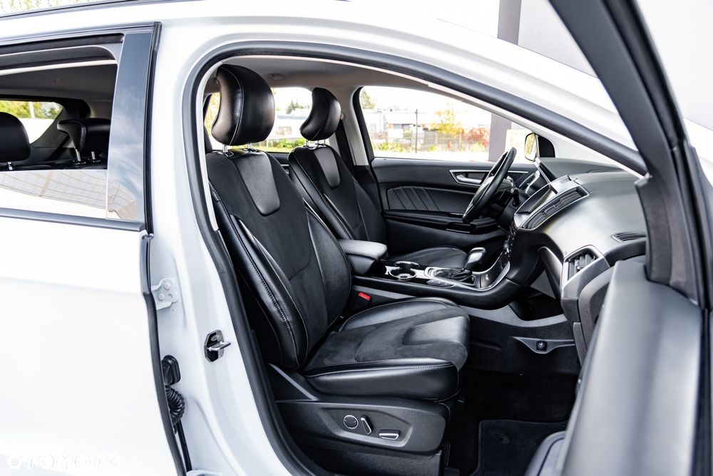 Ford Edge 2.0 TDCi Bi-Turbo 4x4 ST-LINE - 23