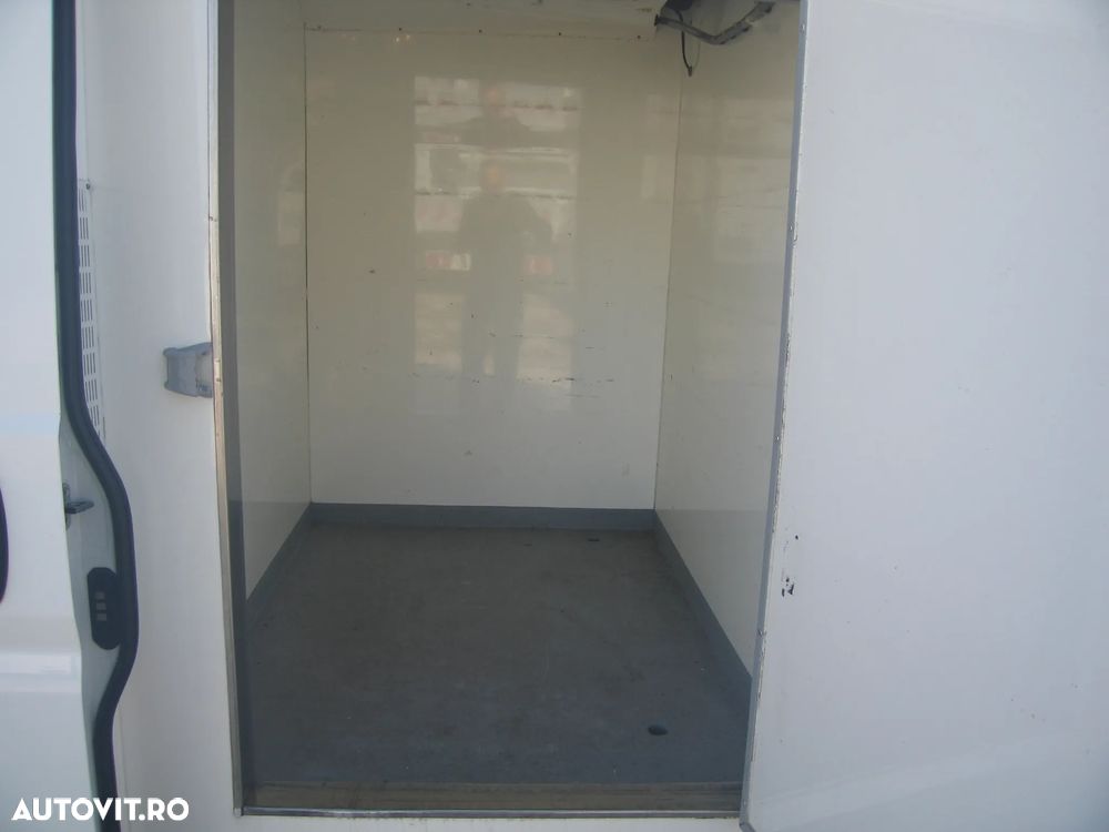 Peugeot BOXER FRIG CARRIER , DOUA CAMERE FRIGORIFICE , PRIZA 220 - 30