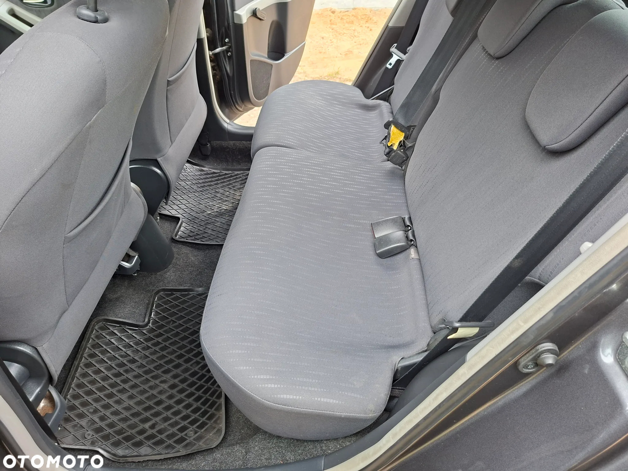 Toyota Yaris 1.33 Sol - 14