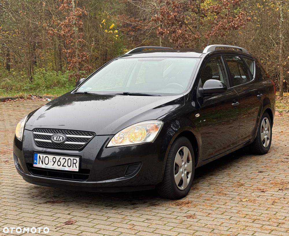 Kia Ceed 1.6 Comfort - 1