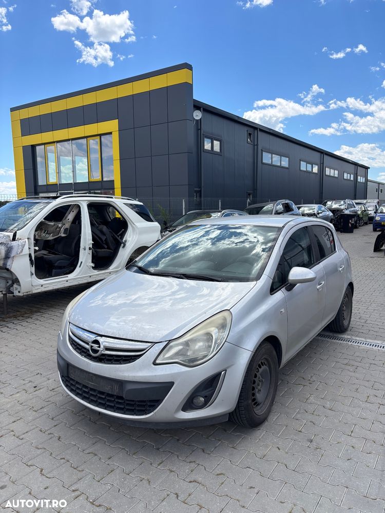 Dezmembram Opel Corsa D 1.3 diesel din 2011 - 2