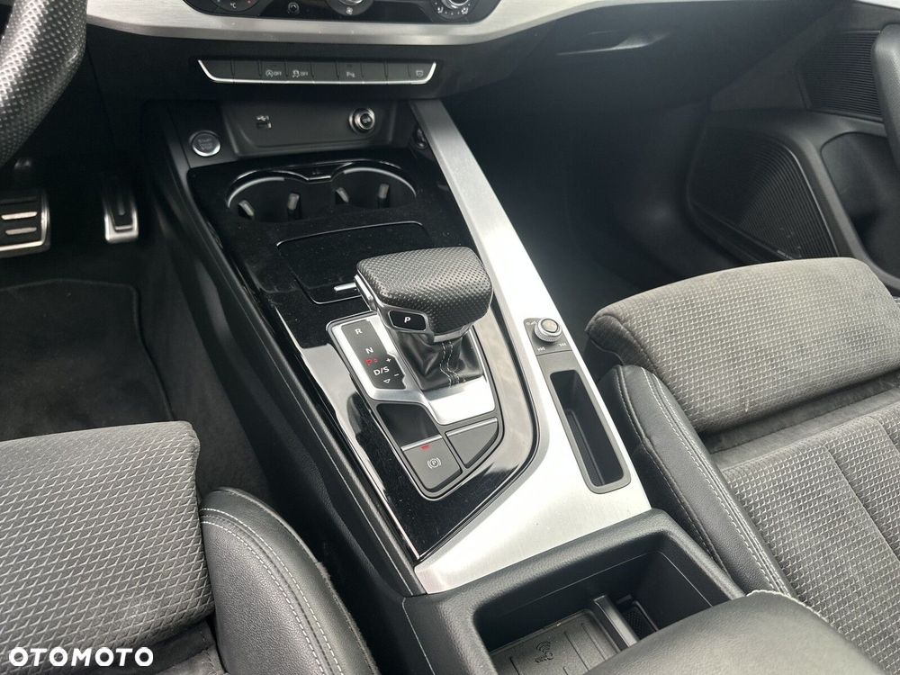 Audi A4 Avant 35 TDI mHEV S Line S tronic - 25