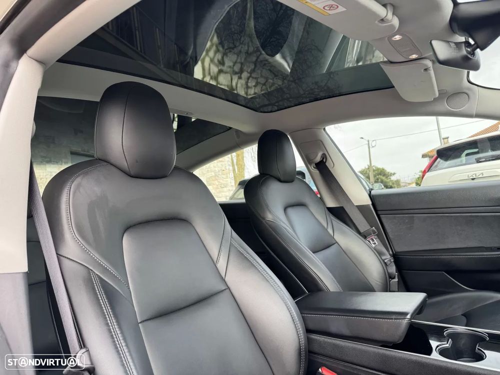Tesla Model 3 Standard Range Plus RWD - 18