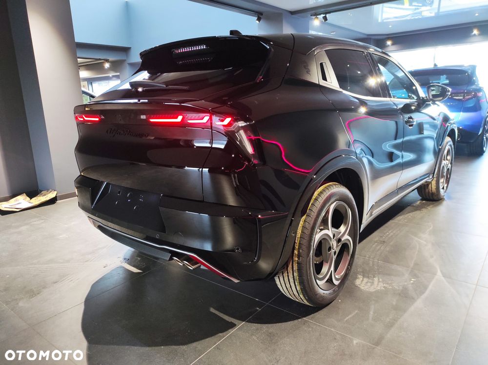 Alfa Romeo Junior 1.2 mHEV Sport Speciale eDCT - 5