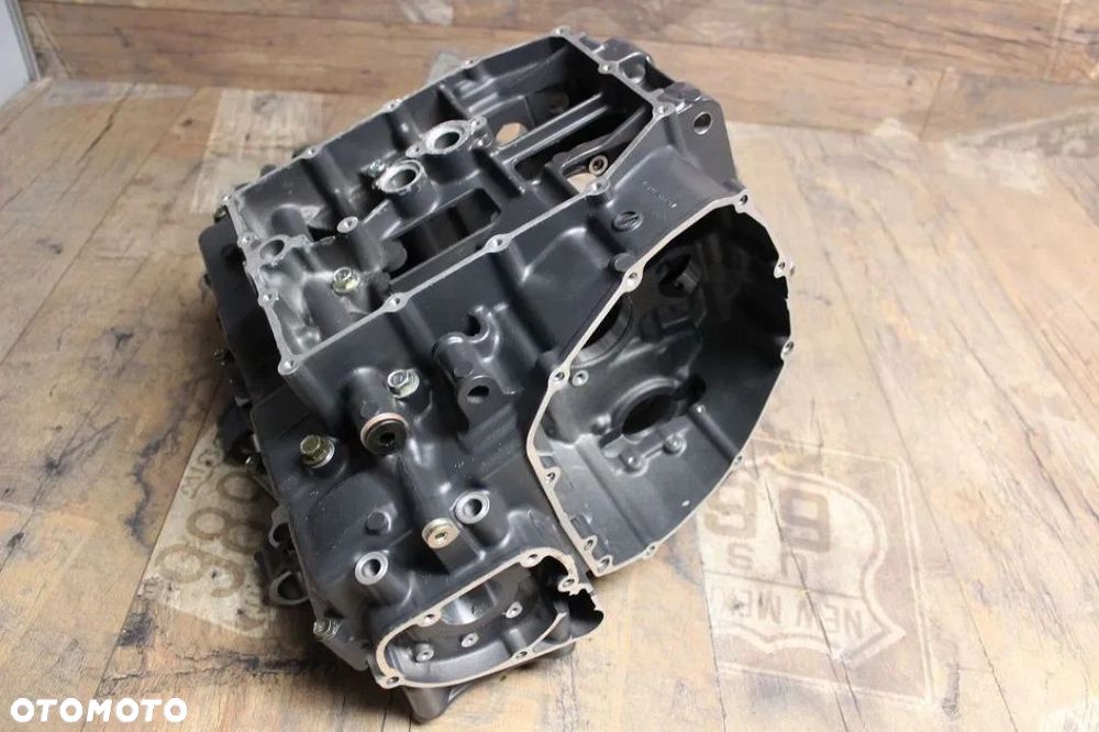 SILNIK KARTERY BLOK SUZUKI GSXR 750 GSX-R750 - 9