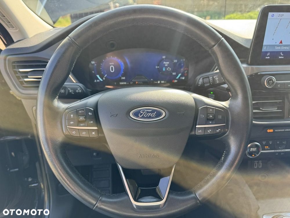 Ford Kuga - 13