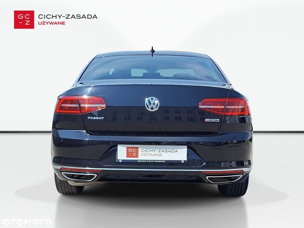 Volkswagen Passat 2.0 TSI 4Mot Highline DSG - 6
